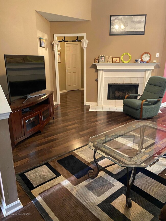 05F388BC-B5D0-43B1-8D5B-644BEA3F2F55