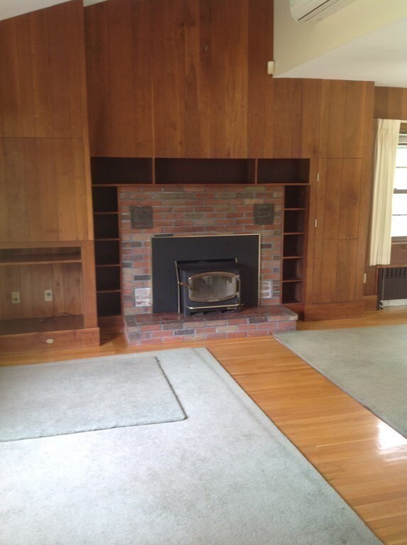 52 Clapp Rd, Rochester, MA 02770 - photo 6