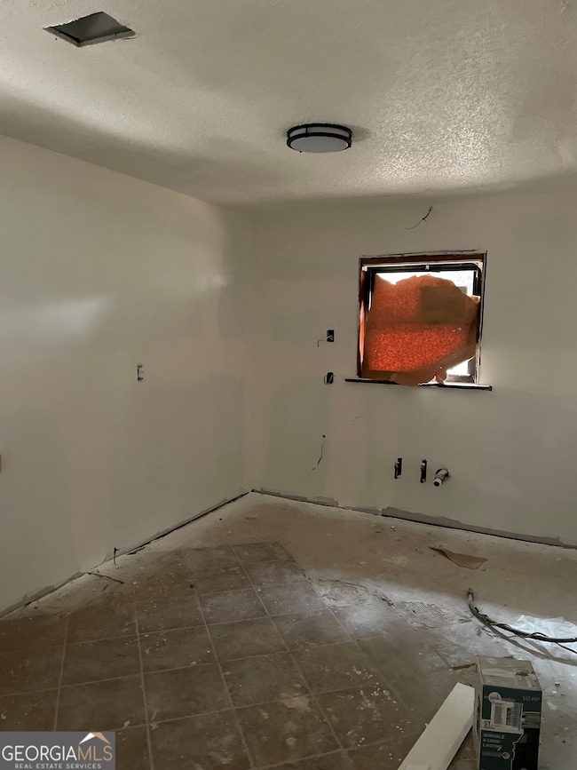 4269 Mercer Rd, Decatur, GA 30035 - photo 4