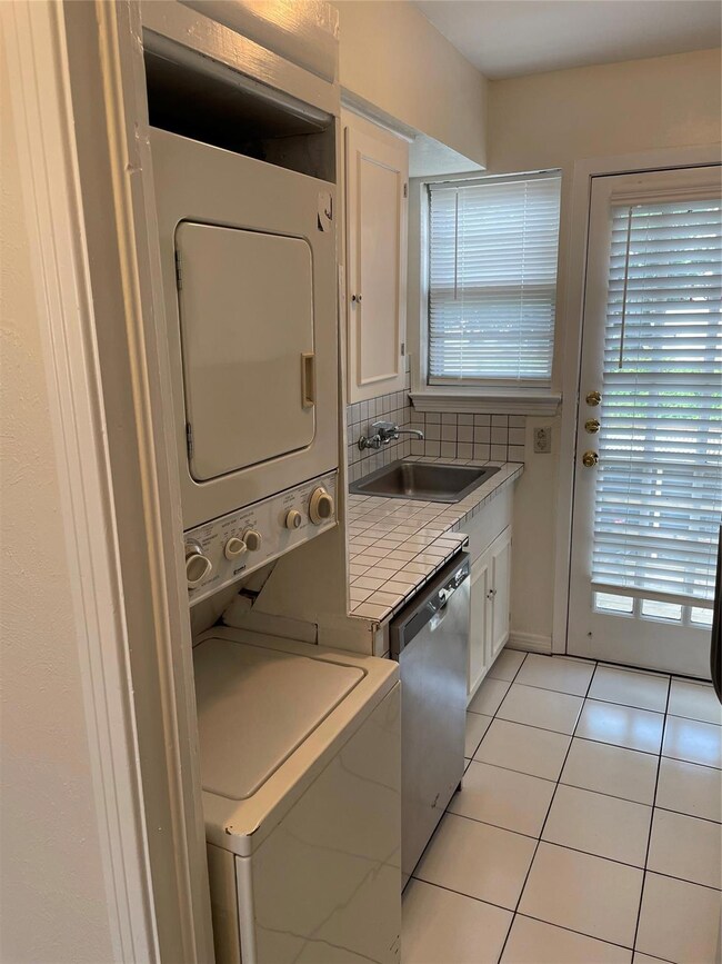 4847 N Central Expy unit 4847C, Dallas, TX 75205 - photo 6