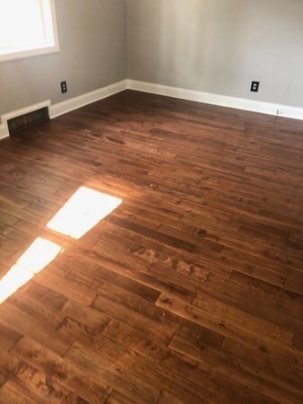 1029 S Main St, Bellingham, MA 02019 - photo 7