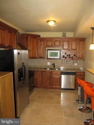 1427 N Bond St, Baltimore, MD 21213 - photo 6