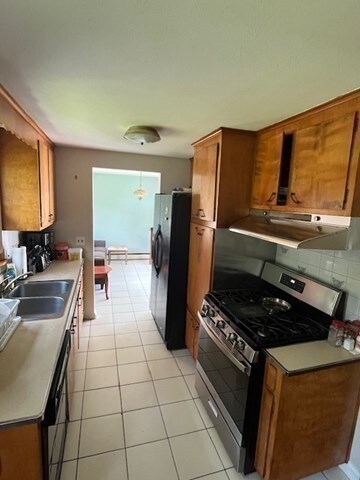 404 Cedar St, Hanover, MA 02339 - photo 5