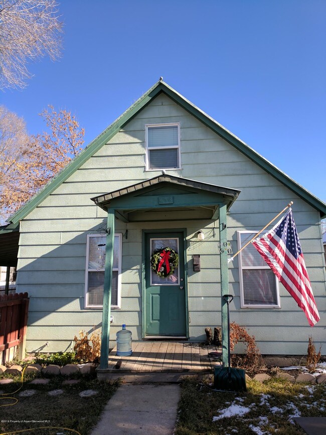 653 Tucker St, Craig, CO 81625 - photo 2