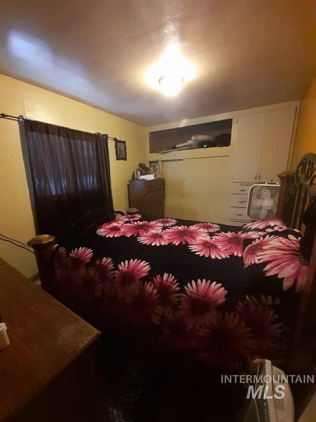842 Occidental Ave, Burley, ID 83318 - photo 4