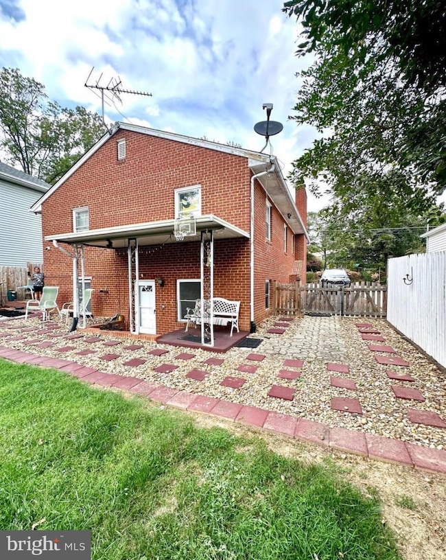 919 Lincoln Ave, Falls Church, VA 22046 - photo 3