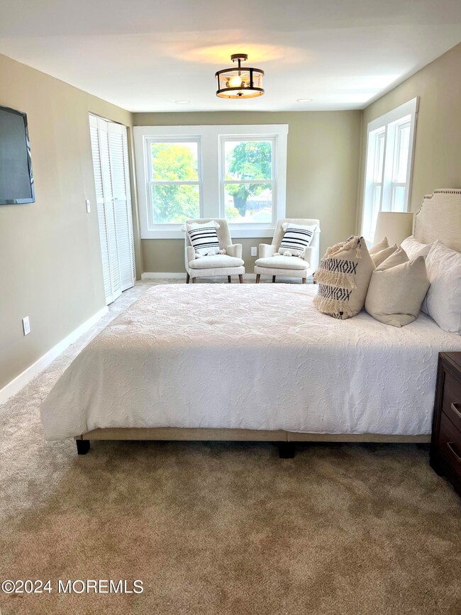 860 Woodmere Dr, Keyport, NJ 07735 - photo 5