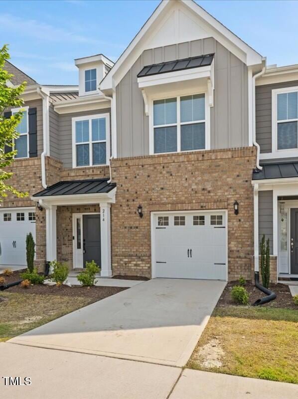 35-214 George Pine Way-35