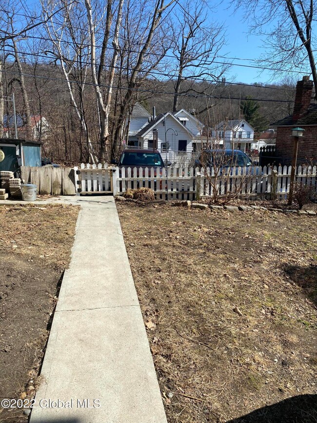 184 7th Ave, Troy, NY 12180 - photo 4