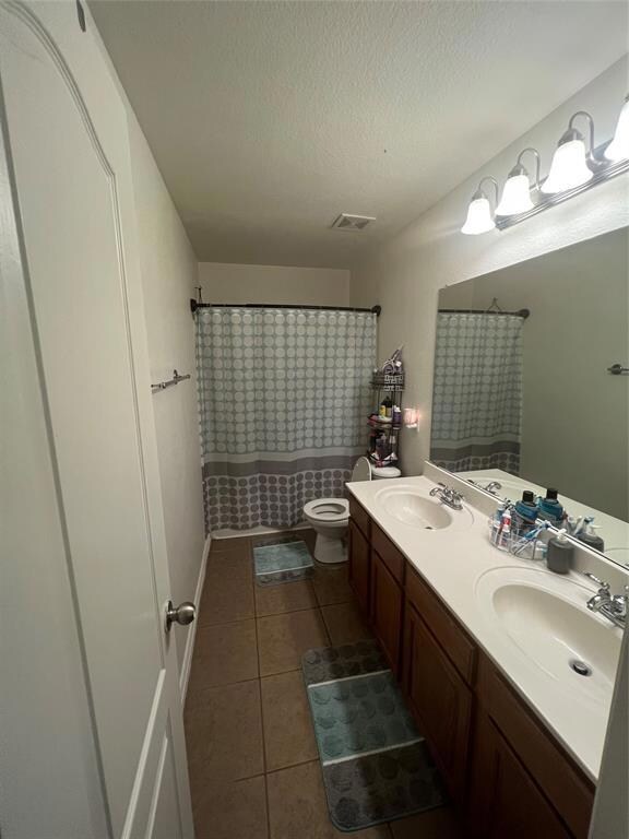 4402 Tall Timber Ct, Granbury, TX 76049 - photo 5