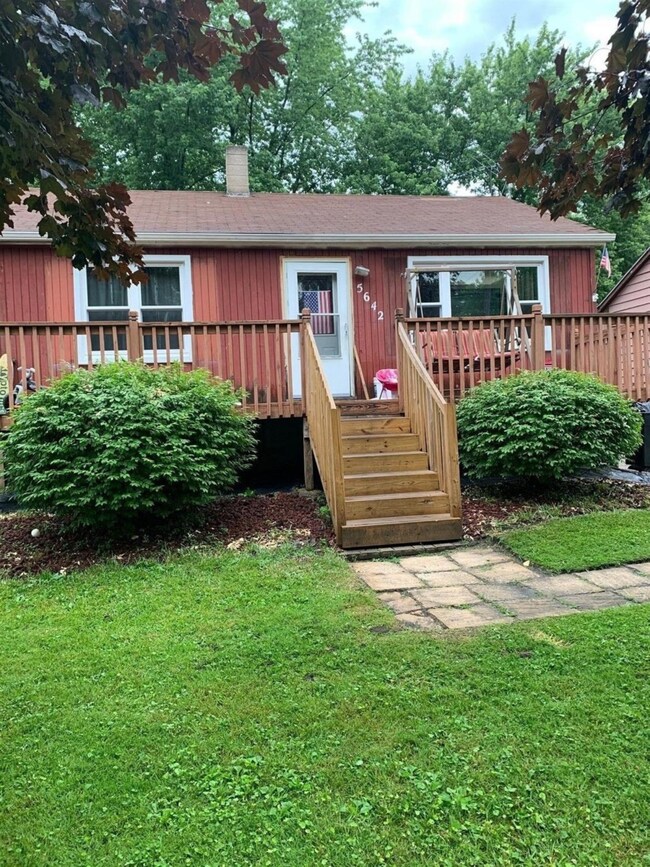 5642 W 24th Ave, Gary, IN 46406 - photo 2