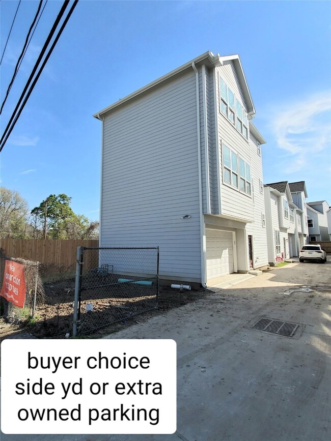619 Link Rd, Houston, TX 77009 - photo 3