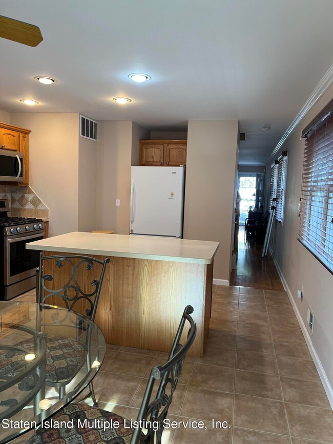 48 Eagan Ave, Staten Island, NY 10312 - photo 6