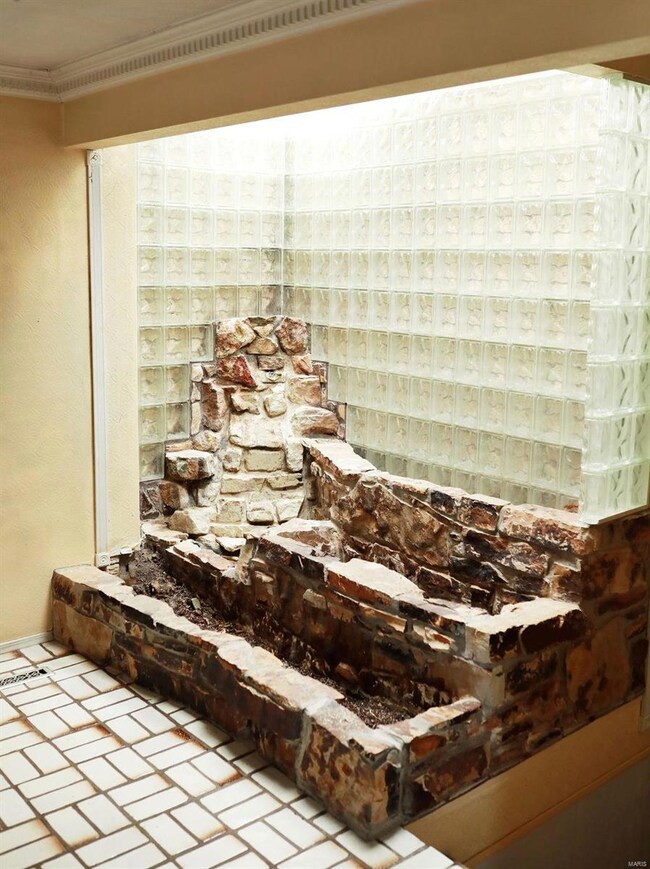 Stone/Glass Waterfall