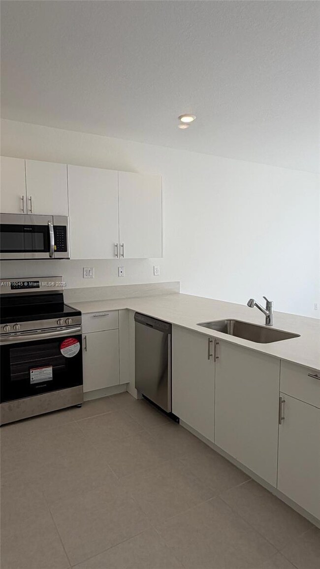 15616 SW 276 Terrace, Homestead, FL 33031 - photo 6