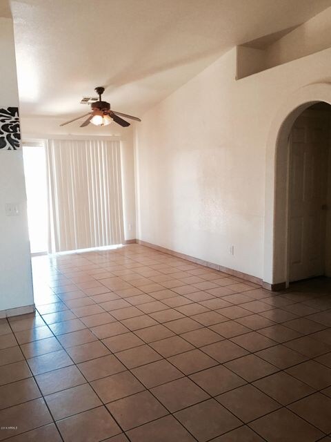 530 S Pioneer, Mesa, AZ 85204 - photo 3