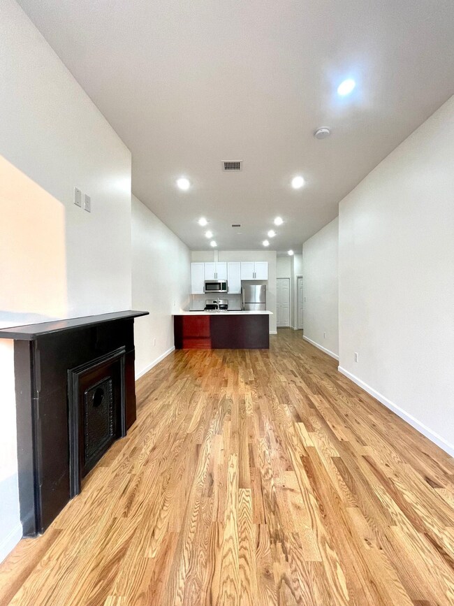 662 Bergen Ave unit 2, Jersey City, NJ 07304 - photo 6