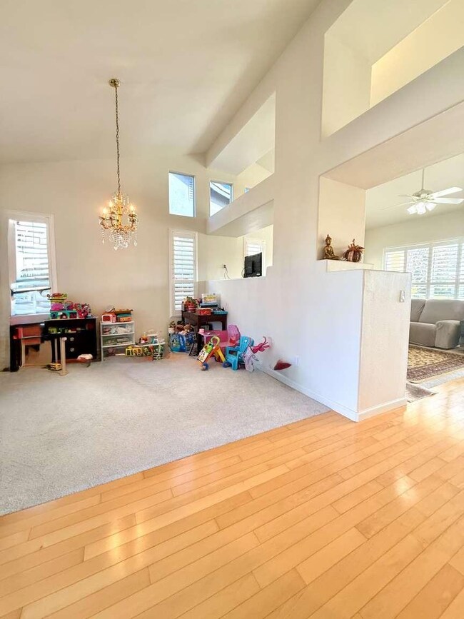 10849 E Clearwater Way, Clovis, CA 93619 - photo 3