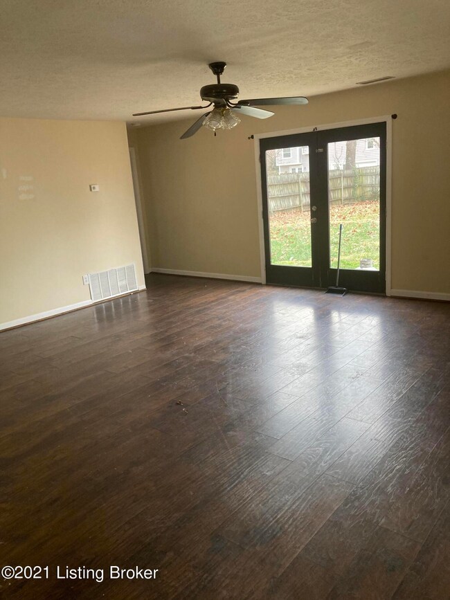 C1B0C422-918B-40C5-A668-7F1311BD4490