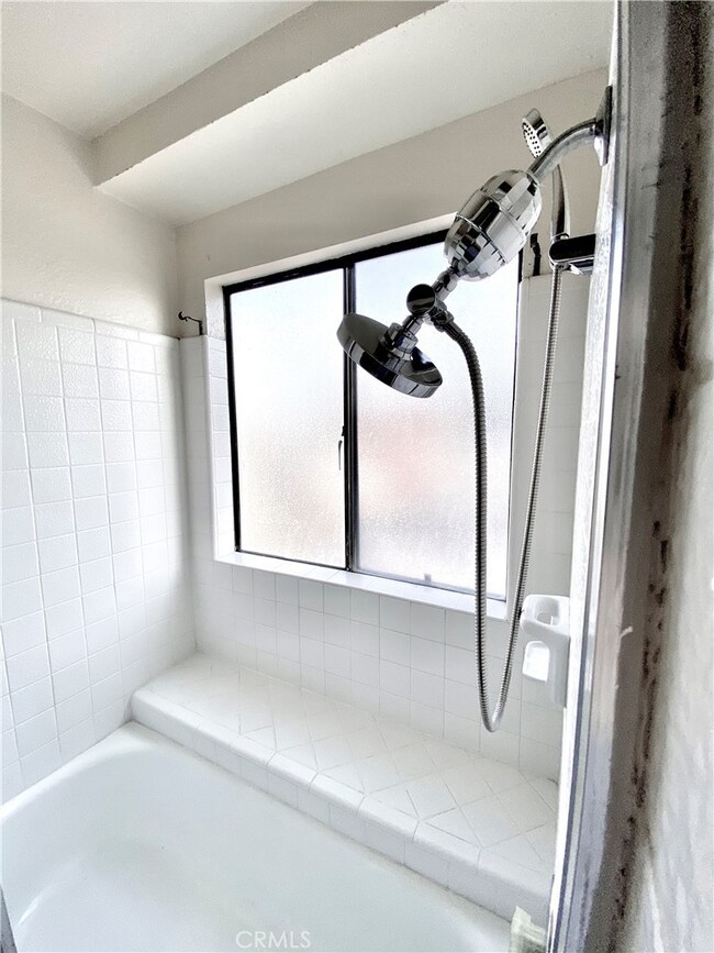 113 Aspen Ln, Costa Mesa, CA 92627 - photo 7