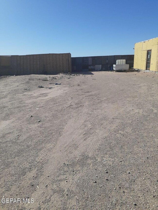 539 Ascencion St, El Paso, TX 79928 - photo 6