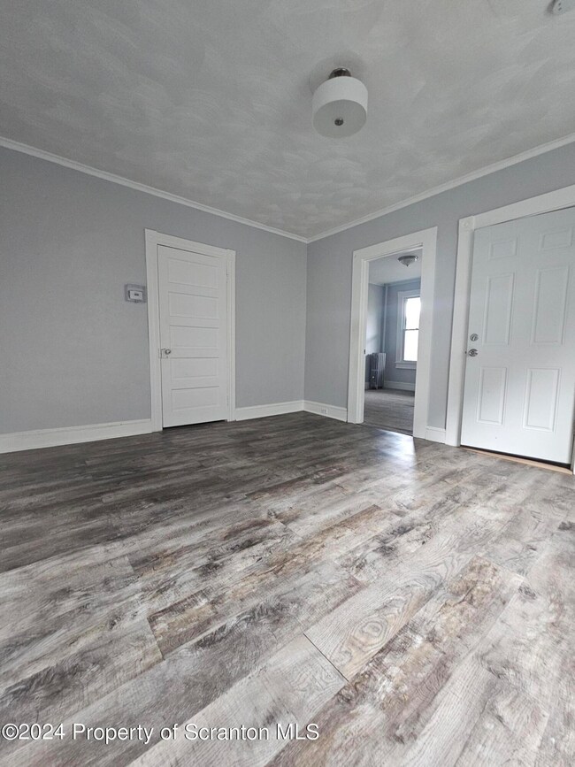922 S Webster Ave unit 1, Scranton, PA 18505 - photo 2