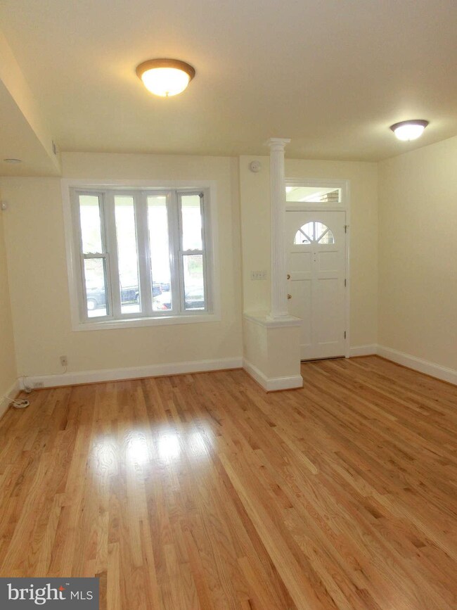 719 Madison St NW, Washington, DC 20011 - photo 2