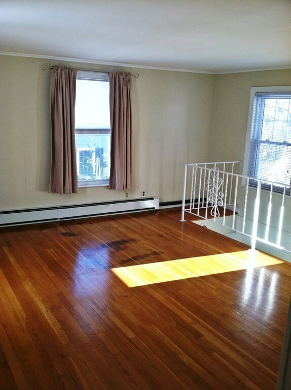 125 Washington St unit 125, Wellesley Hills, MA 02481 - photo 5
