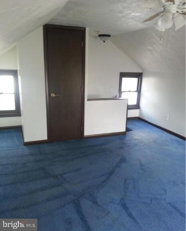 12 S Cherry St, Myerstown, PA 17067 - photo 3