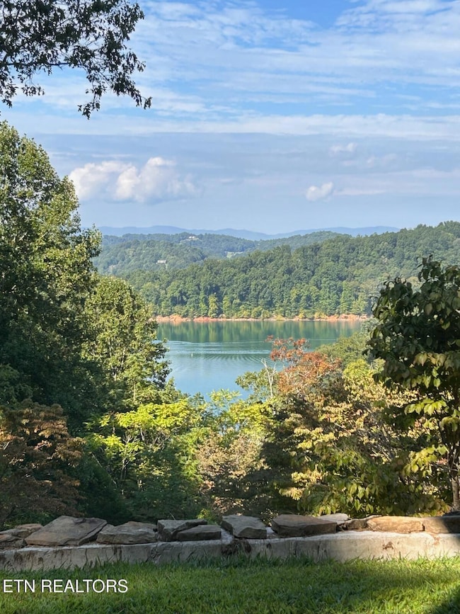 1186 Deerfield Way, La Follette, TN 37766 - photo 2