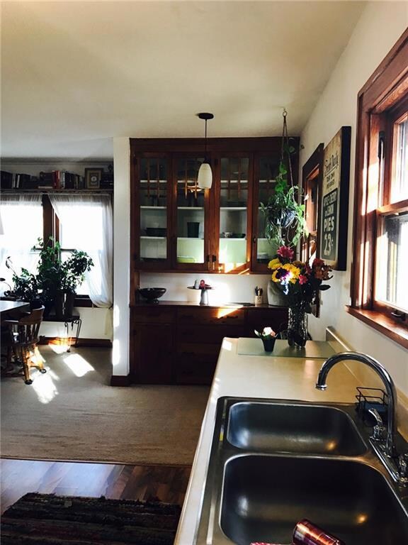 1023 N 4th Ave E, Newton, IA 50208 - photo 7