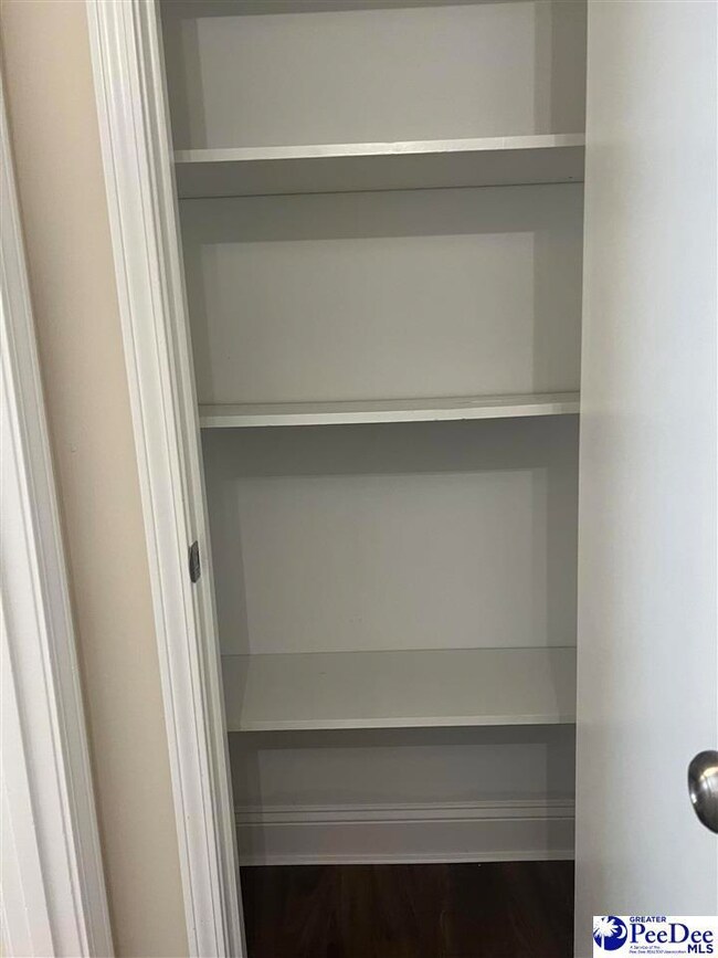 811 E Scarlett Ln, Florence, SC 29505 - photo 7