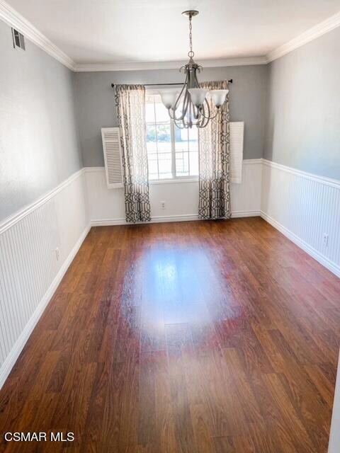 diningroom_fucshia