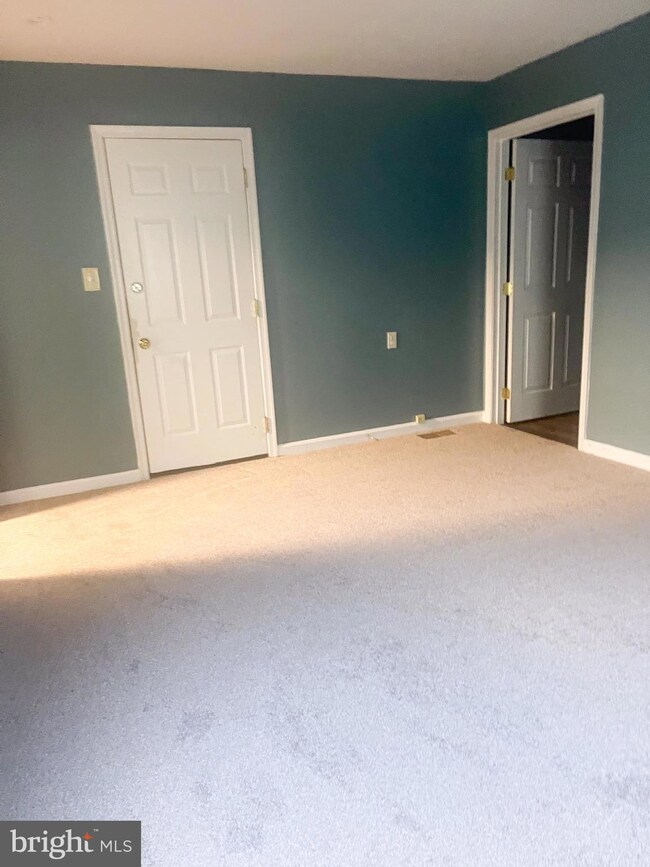 21698 Hancock Rd, Lexington Park, MD 20653 - photo 2