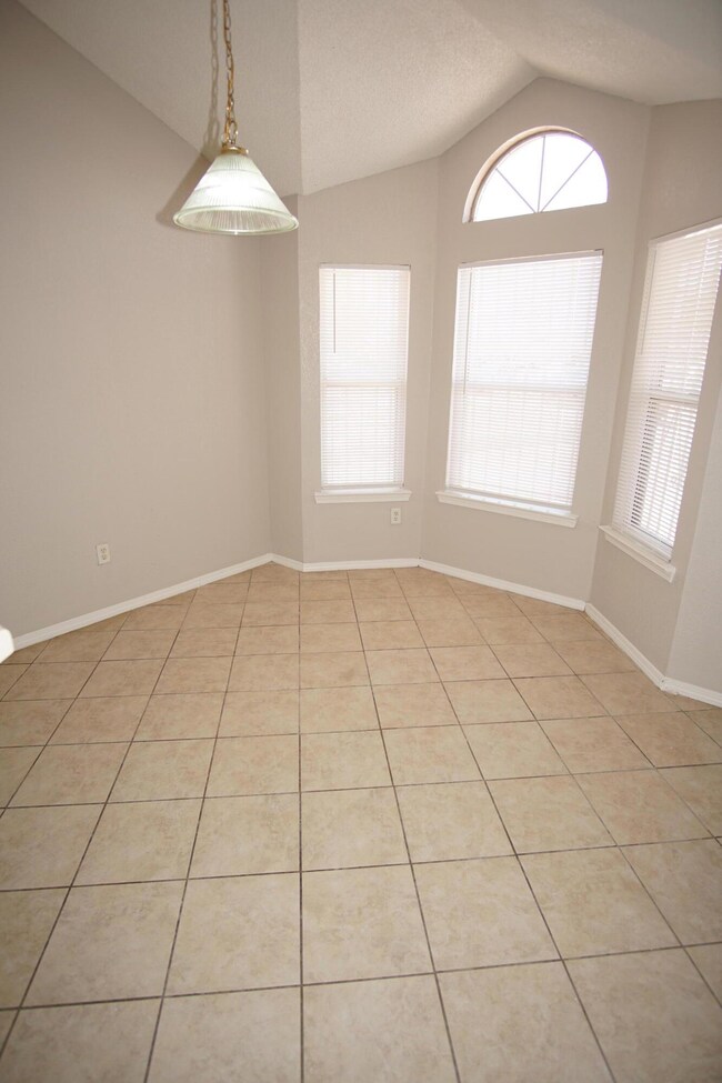 669 Orchid Dr, Horizon City, TX 79928 - photo 6