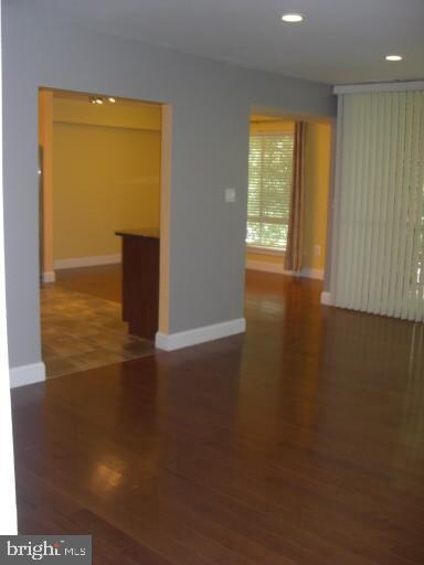 8427 Greenbelt Rd unit 201, Greenbelt, MD 20770 - photo 4