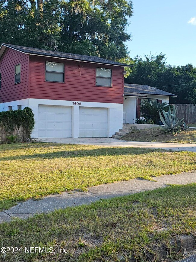 7608 Hare Ave, Jacksonville, FL 32211 - photo 2
