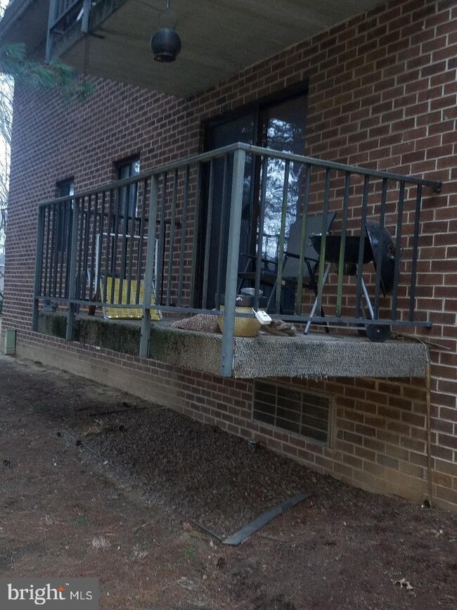 320 Saybrook Ln unit 11A, Wallingford, PA 19086 - photo 2