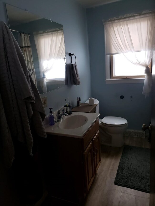100 Lowell St, Rochester, NH 03867 - photo 2