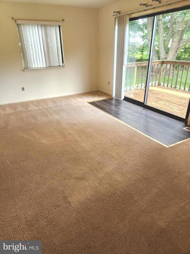 4 Aidone Dr, New Castle, DE 19720 - photo 2