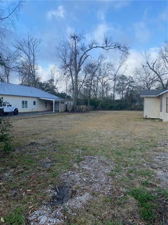 525 S 4th St, Ponchatoula, LA 70454 - photo 2