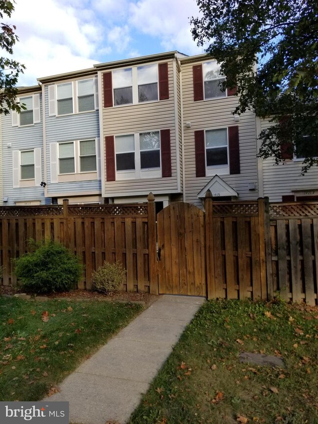 14115 Aldora Cir, Burtonsville, MD 20866 - photo 2