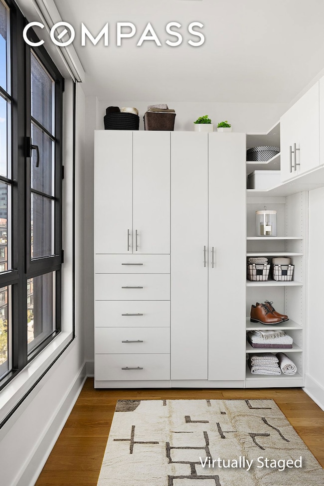 21-10 44th Dr unit PHA, Long Island City, NY 11101 - photo 7