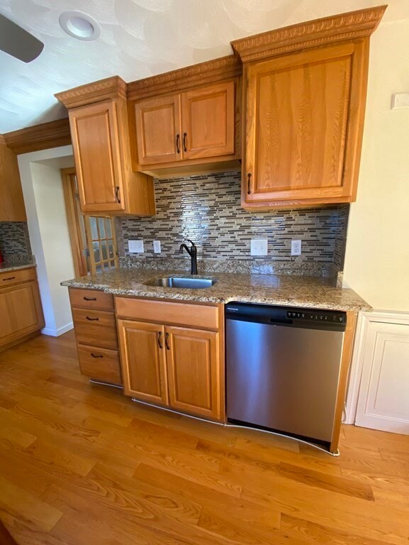 54 Lennox Rd unit 1, Nahant, MA 01908 - photo 3
