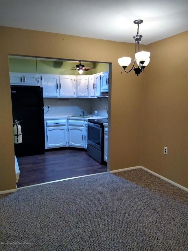 9G Hamilton Ln - #3