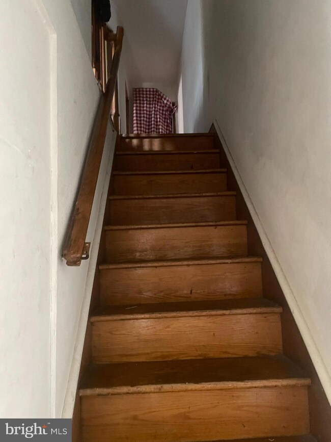 1213 Carl Miller Blvd, Camden, NJ 08104 - photo 7