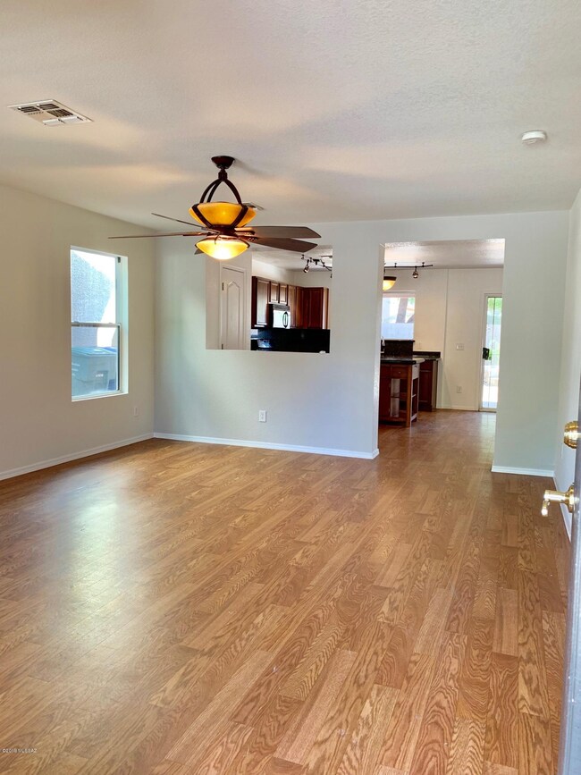 Front entrance/Living room