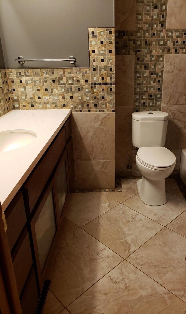 5577 Cherrywood Rd, Columbus, OH 43229 - photo 3