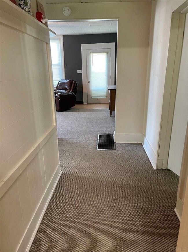 309 E Maple St, Attica, IN 47918 - photo 5