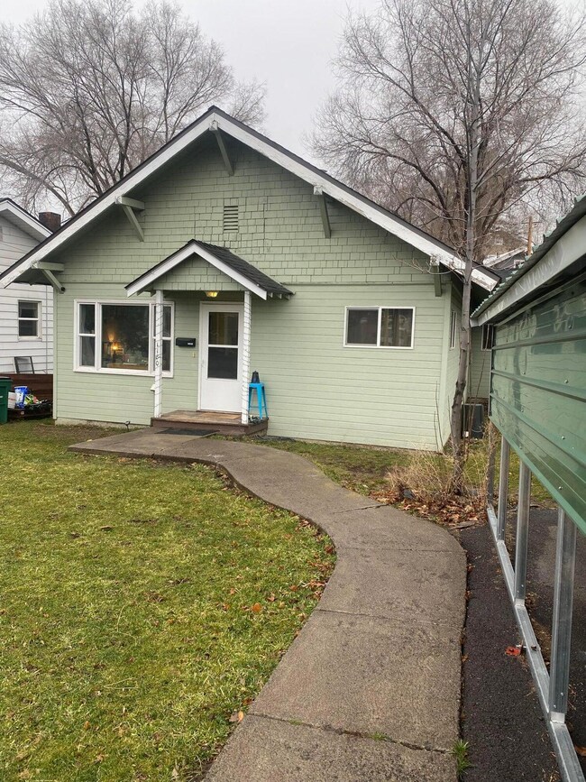 1180 Crescent Ave, Klamath Falls, OR 97601 - photo 3